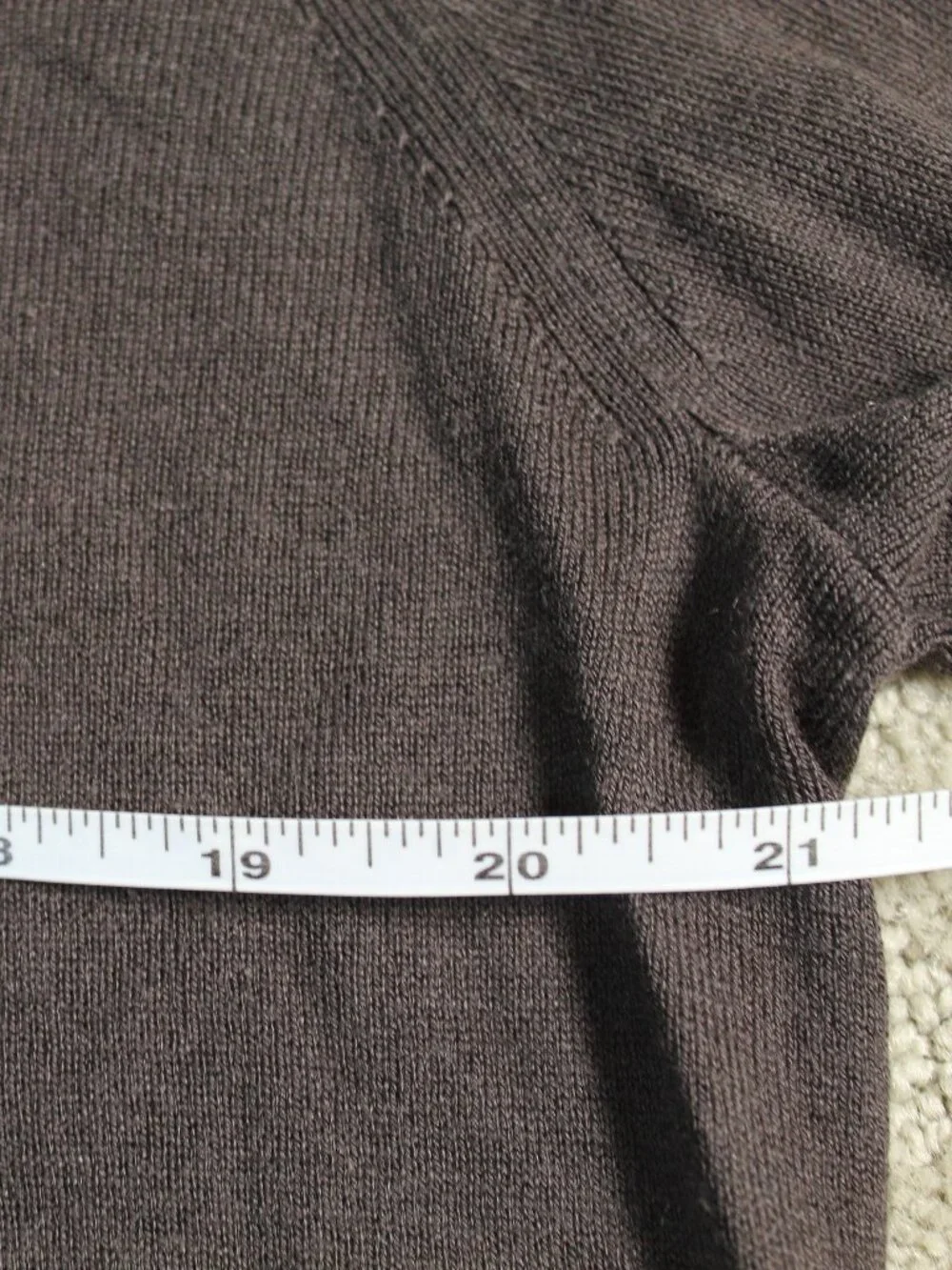 Banana Republic V-Neck Sweater Mens M Cotton Cashmere Silk Preppy Academia Brown